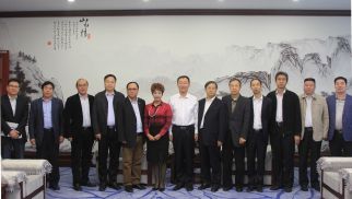 河南省伊川县县长李君等领导一行拜访k8.com投资集团