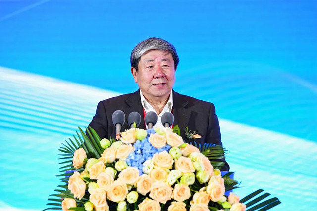 1698398970379802.jpg 张柏.jpg